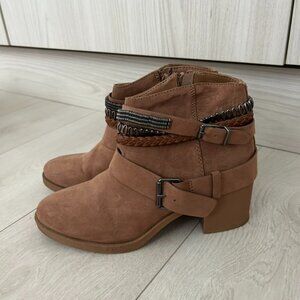 H&M x Coachella boots